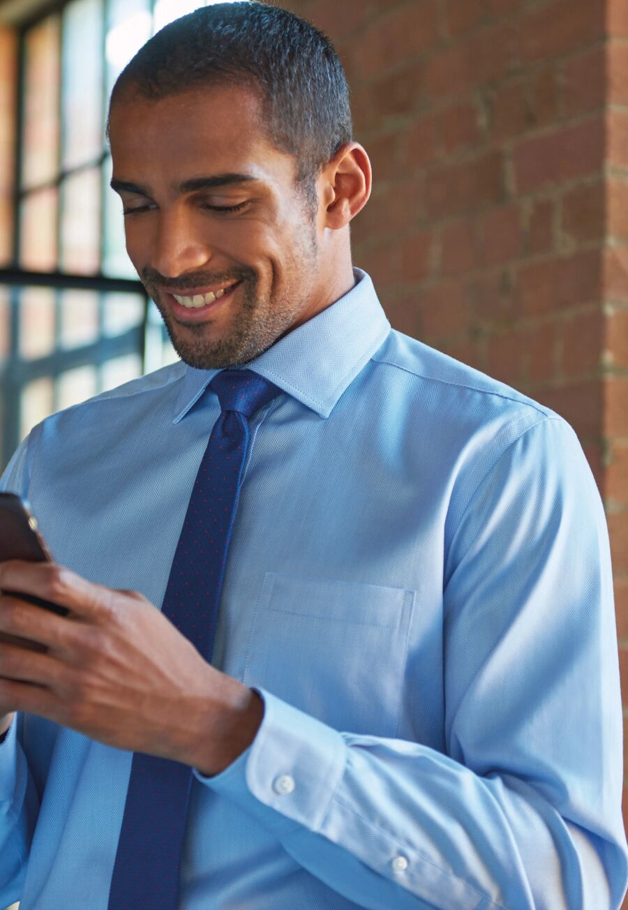 Altare Men's Classic Fit Shirt