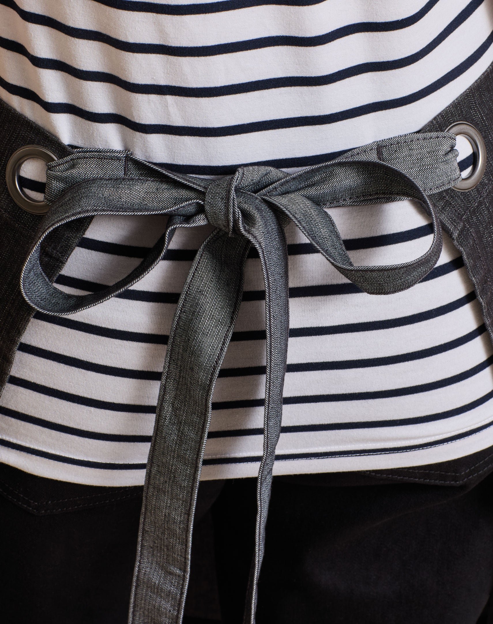 Contrast Denim Waist Apron